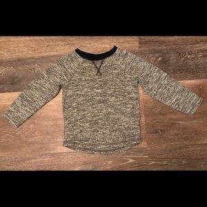 Gray long sleeve with black outline shirt size 3T
